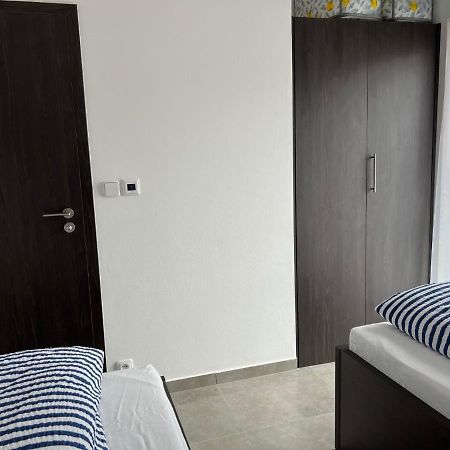 Apartman D5 Nova Pec Luaran gambar