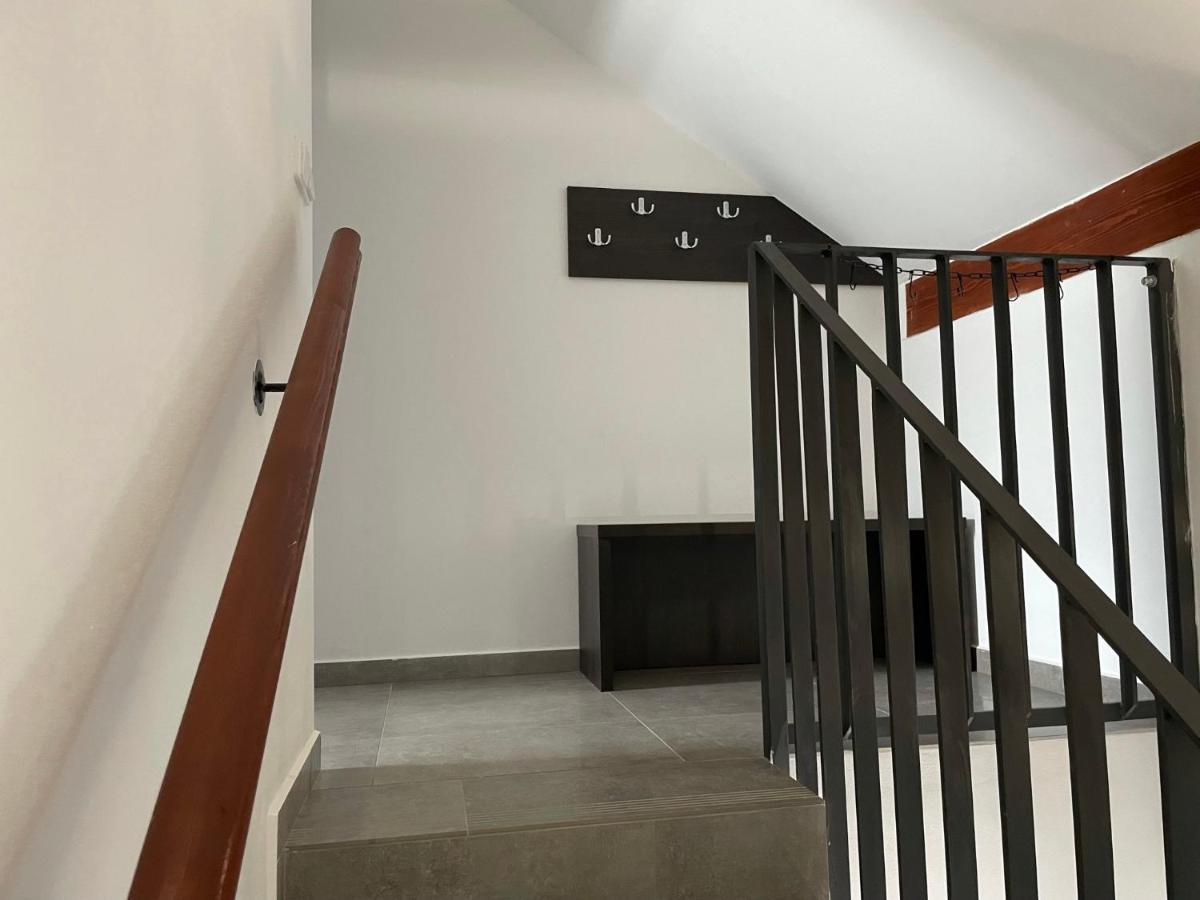 Apartman D5 Nova Pec Luaran gambar