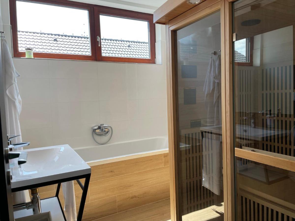 Apartman D5 Nova Pec Luaran gambar