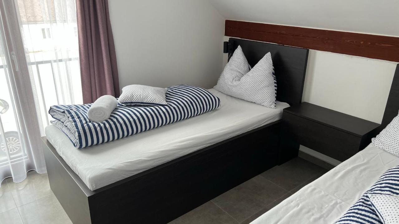 Apartman D5 Nova Pec Luaran gambar